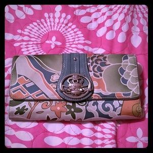 Kathy van zeeland wallet